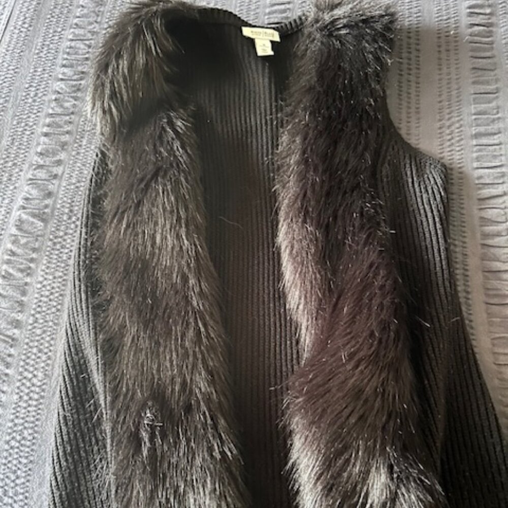 White House Black Market Faux Vest Size Medium